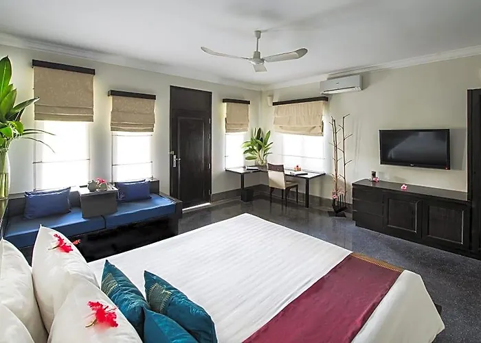 Sojourn Boutique 4*